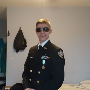 Meet your Posher, Logan